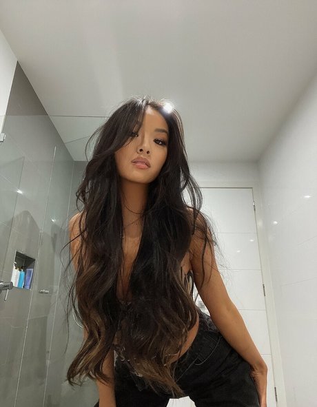 Kathryynn photo 1