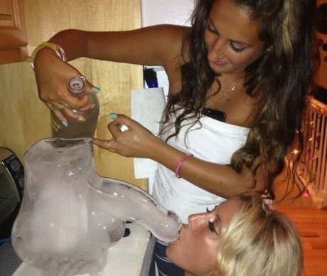 Katie Allen photo 30