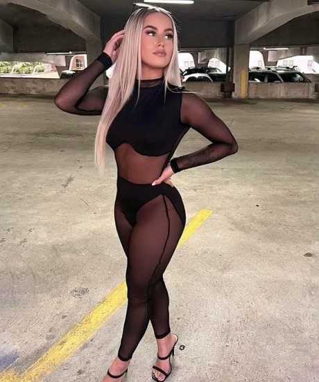 Katie Lou Lou photo 20