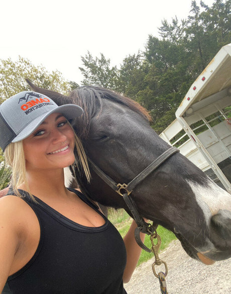 Katie Price photo 22