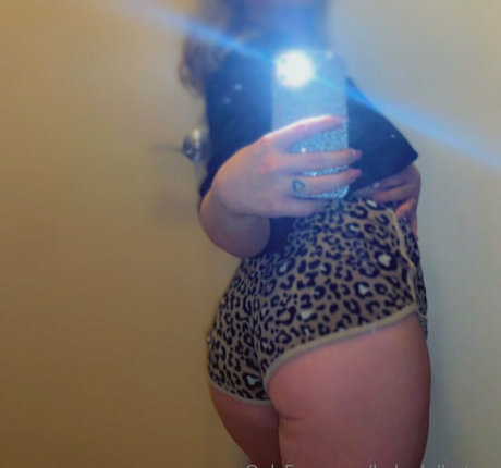 Katrina Hodge photo 7