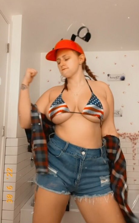 Katrina Marie photo 626