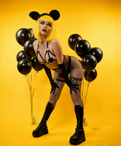 Katrina Wilkinson photo 414