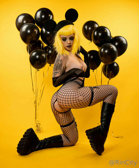 Katrina Wilkinson photo 415