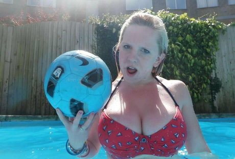 Katy Yardley photo 35