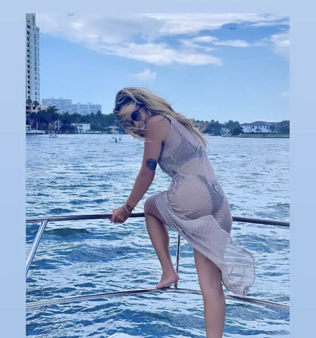 Kayla Braxton photo 241