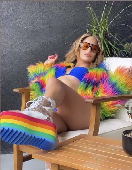 Kayla Braxton photo 247