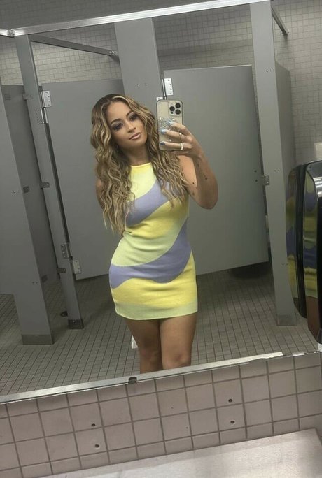Kayla Braxton photo 318
