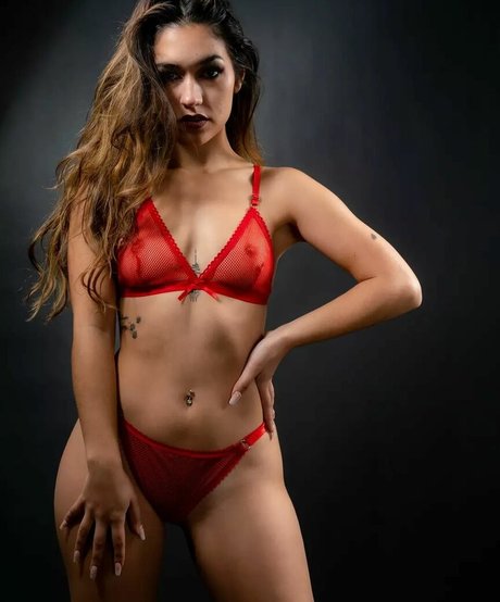 Kayla Rosalie photo 26