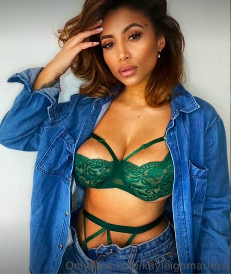 Kayleigh Morris photo 22