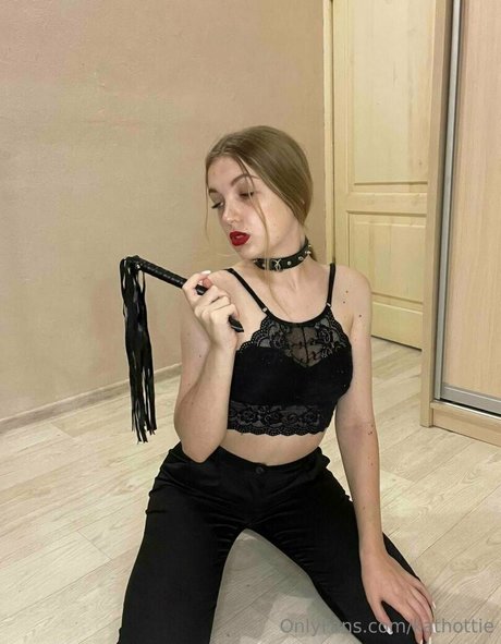 Kayliahvelvet photo 20