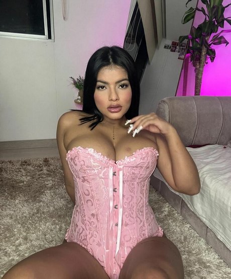 Karri Davis photo 21