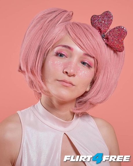 Kelly Bonde photo 6