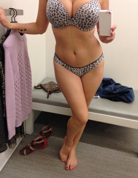 Kelly Brook photo 60