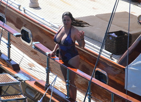 Kelly Brook photo 93