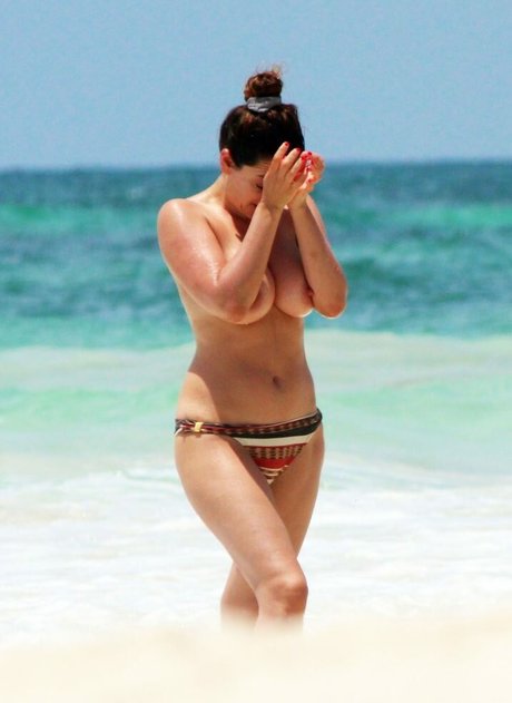 Kelly Brook photo 164