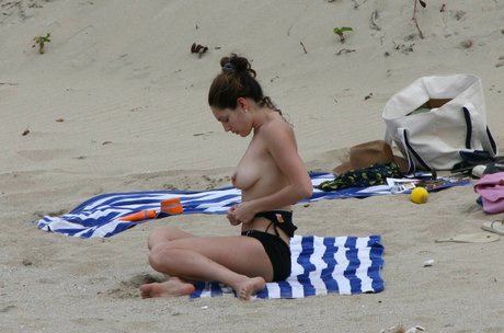 Kelly Brook photo 233