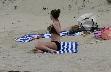 Kelly Brook photo 249