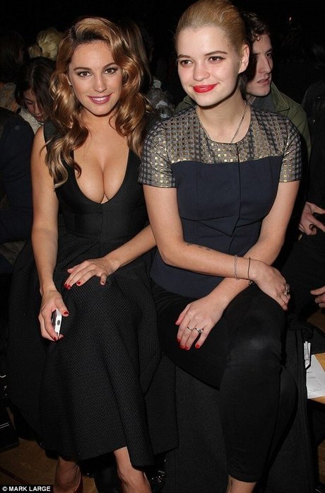 Kelly Brook photo 616