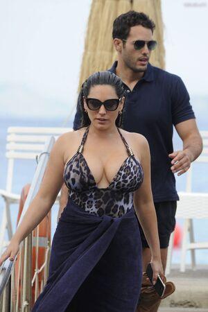 Kelly Brook photo 53