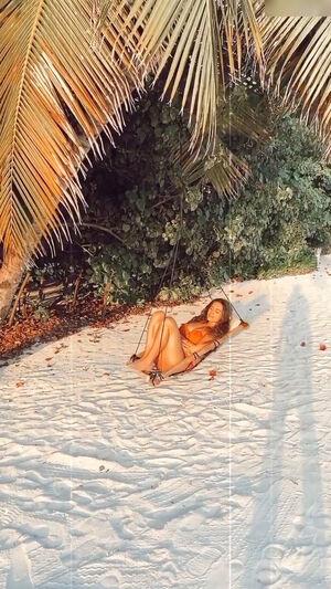 Kelly Brook photo 69