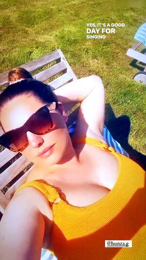 Kelly Brook photo 74