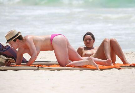 Kelly Brook photo 304