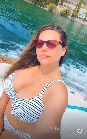 Kelly Brook photo 523