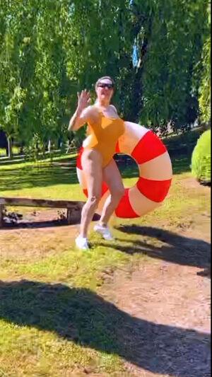 Kelly Brook photo 632