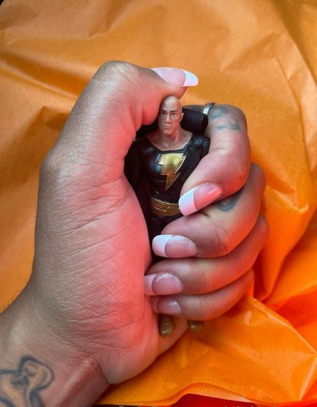 Kelly Pierce photo 22