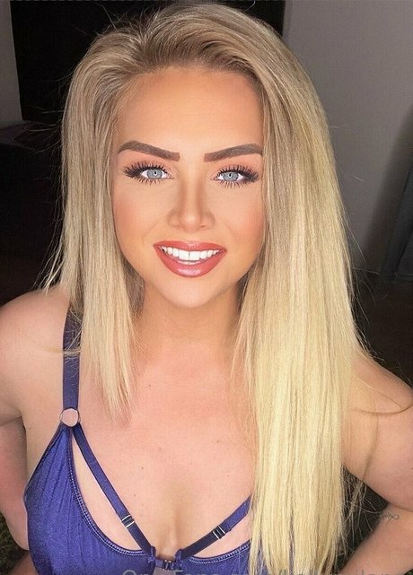 Kellymilana photo 104