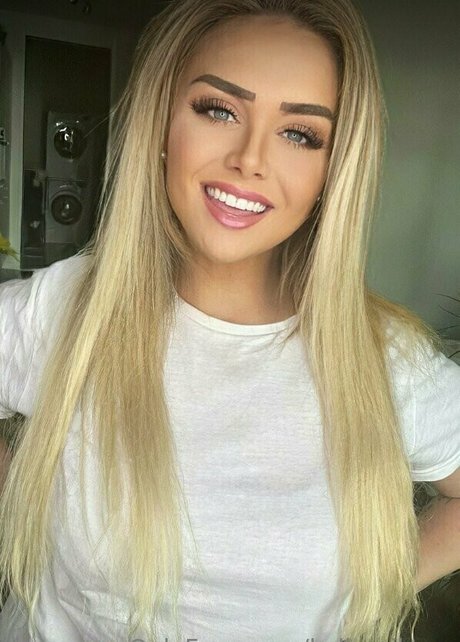 Kellymilana photo 214