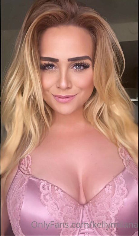 Kellymilana photo 221