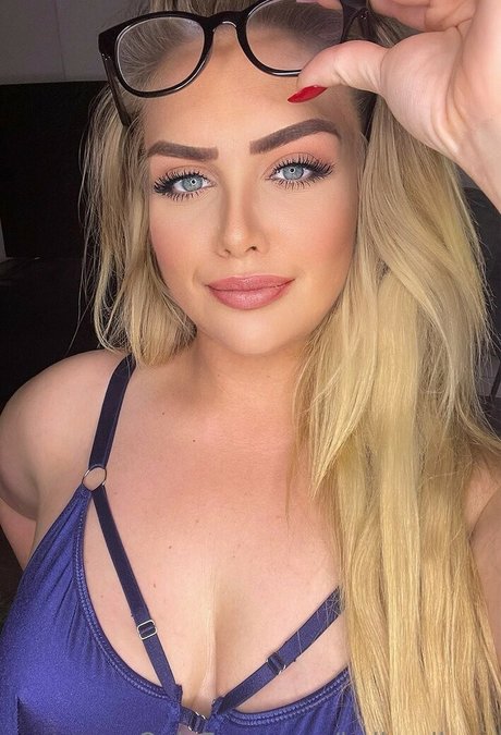 Kellymilana photo 298