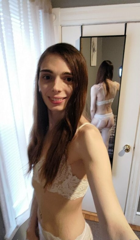 Kellymilana photo 300