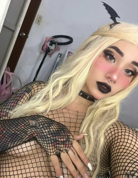 Kellypink18 photo 9