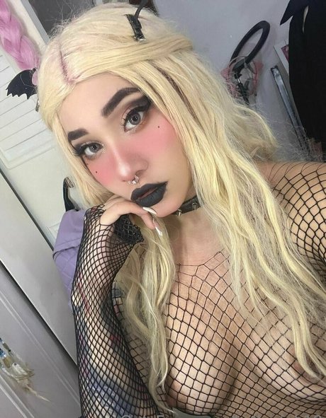 Kellypink18 photo 11