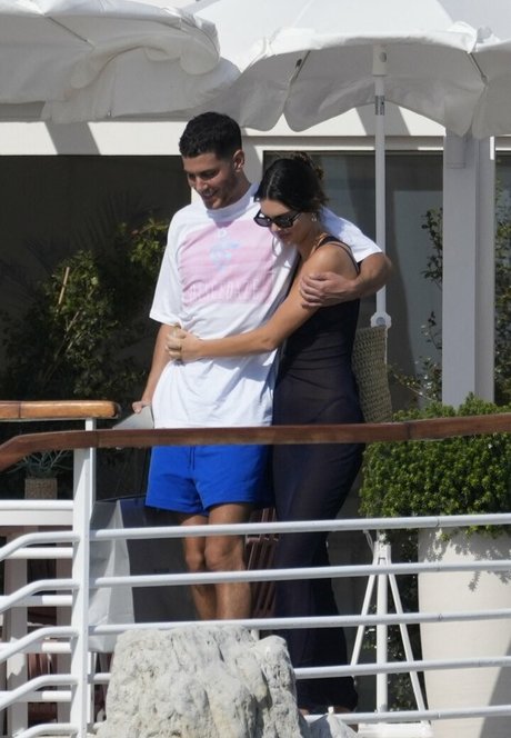 Kendall Jenner photo 129