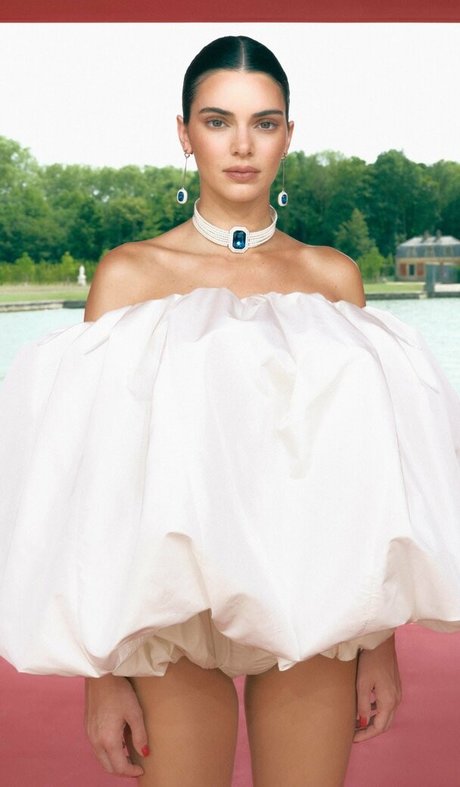 Kendall Jenner photo 192