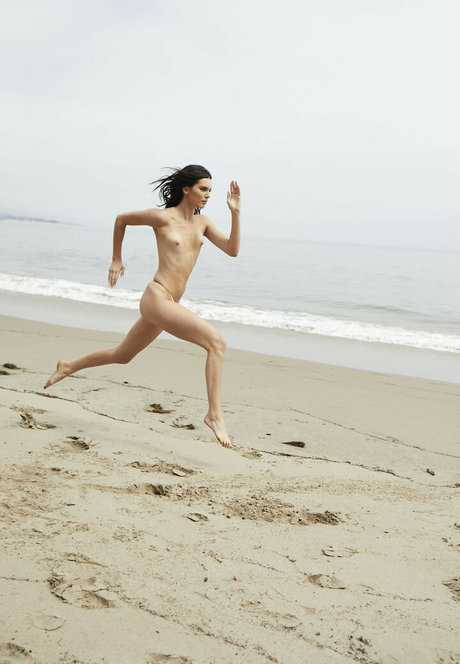 Kendall Jenner photo 270