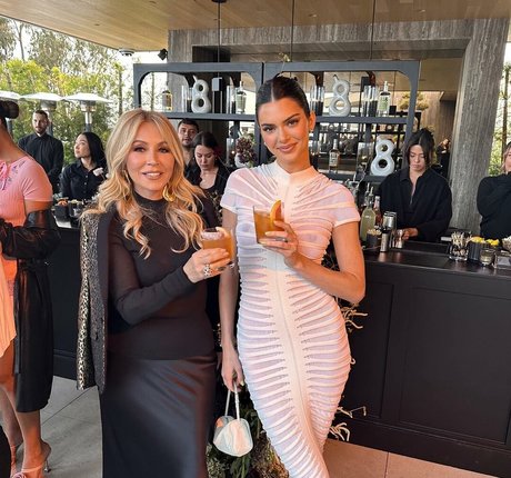 Kendall Jenner photo 282