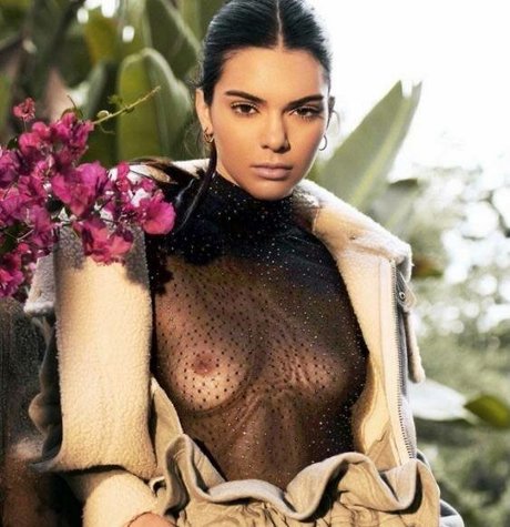 Kendall Jenner photo 327