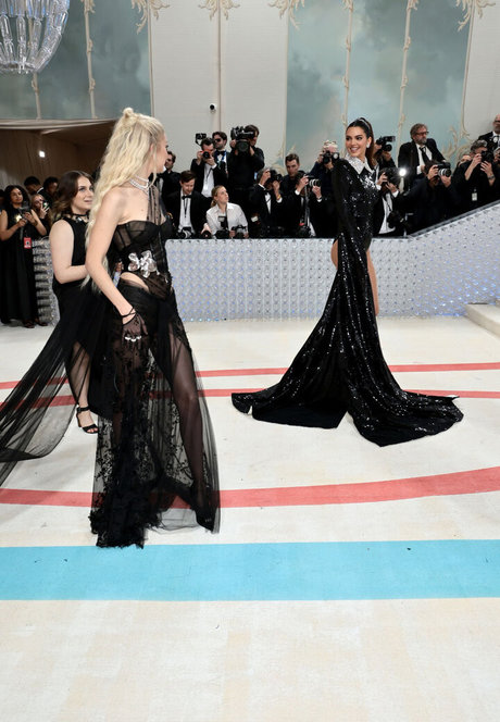 Kendall Jenner photo 342