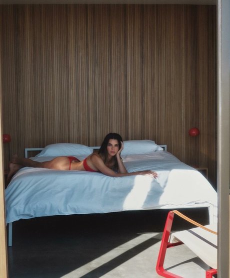 Kendall Jenner photo 466