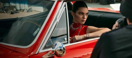 Kendall Jenner photo 581