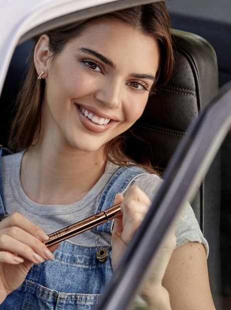 Kendall Jenner photo 606