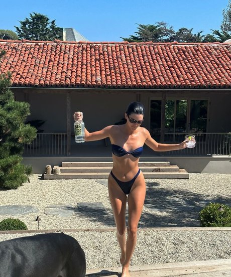 Kendall Jenner photo 677