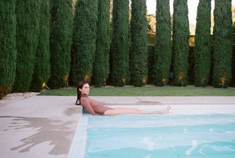 Kendall Jenner photo 700