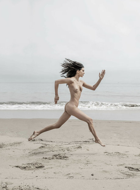 Kendall Jenner photo 738