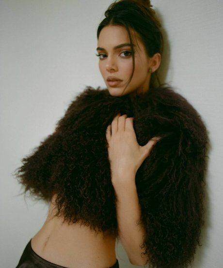 Kendall Jenner photo 742